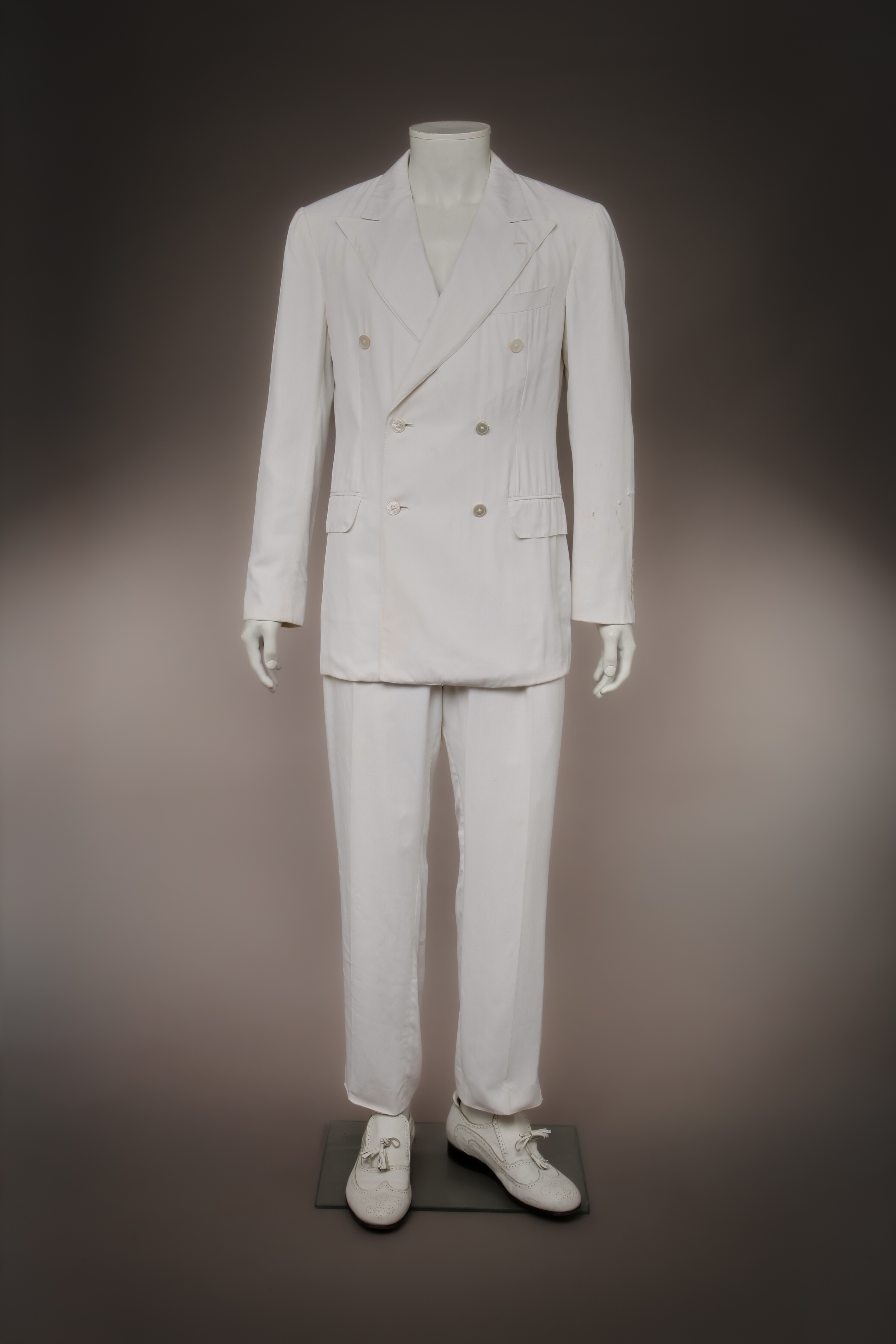 Tom Ford Gucci suit owned by Alexander McQueen