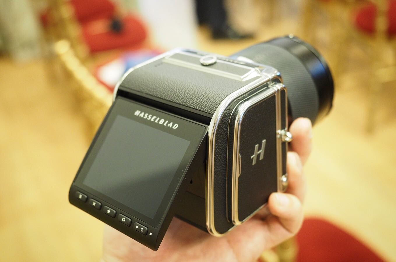 New life for old cameras: The I'm Back digital camera back brings