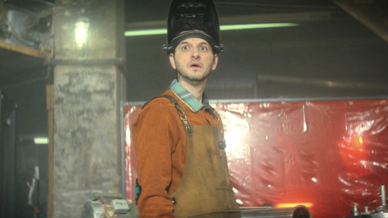 Symon (Ben Schwartz) sees someone step out of his time machine in Mike &amp;amp; Nick &amp;amp; Nick &amp;amp; Alice.