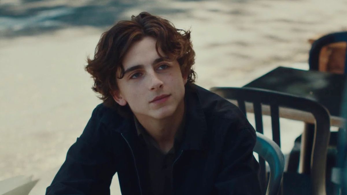 ‘You Got To Like, Put On Weight.’ Timothée Chalamet Gets Real About The Feedback Men Face In Hollywood About Their Bodies, Too