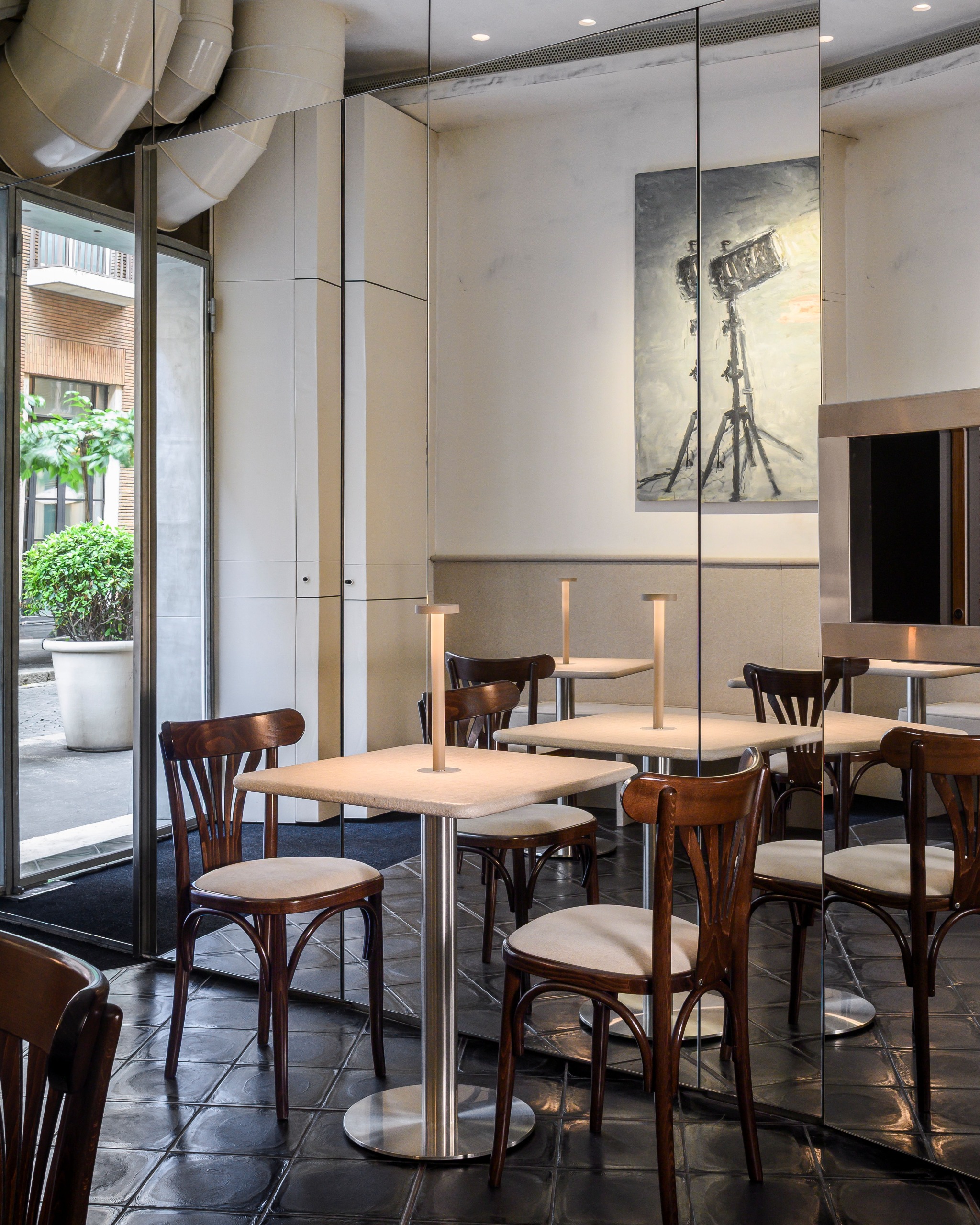pierre wine bar rome italy