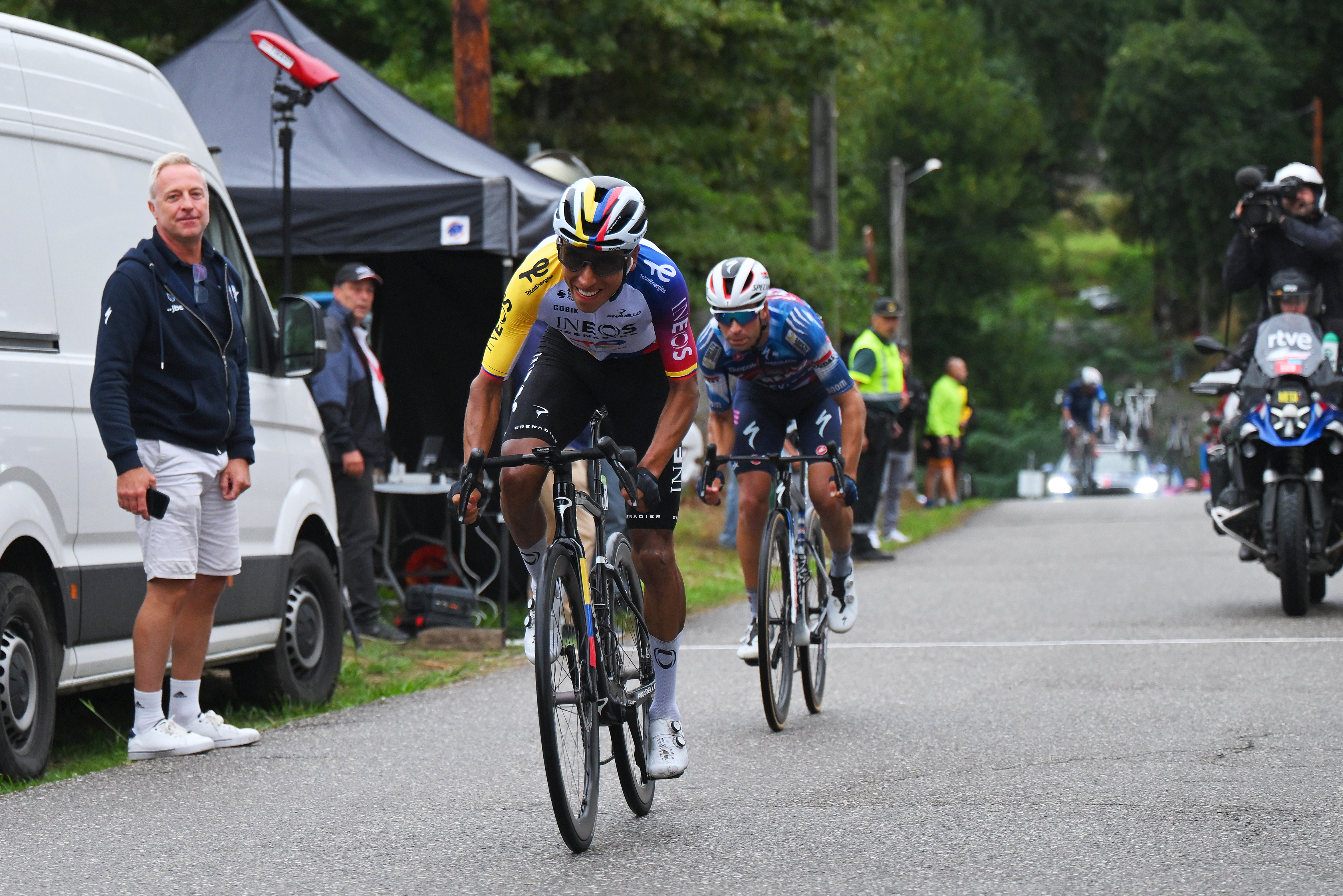 CASTRO DE ERVILLE, SPAIN - SEPTEMBER 09: Egan Bernal of Colombia and Team INEOS Grenadiers crosses the finish line as stage winner during the La Vuelta - 80th Tour of Spain 2025, Stage 16 a 167.9km stage from Poio to Mos. Castro de Herville / The stage ends 8km before the actual finish line due to protests / on September 09, 2025 in Castro de Erville, Spain. (Photo by Tim de Waele/Getty Images)