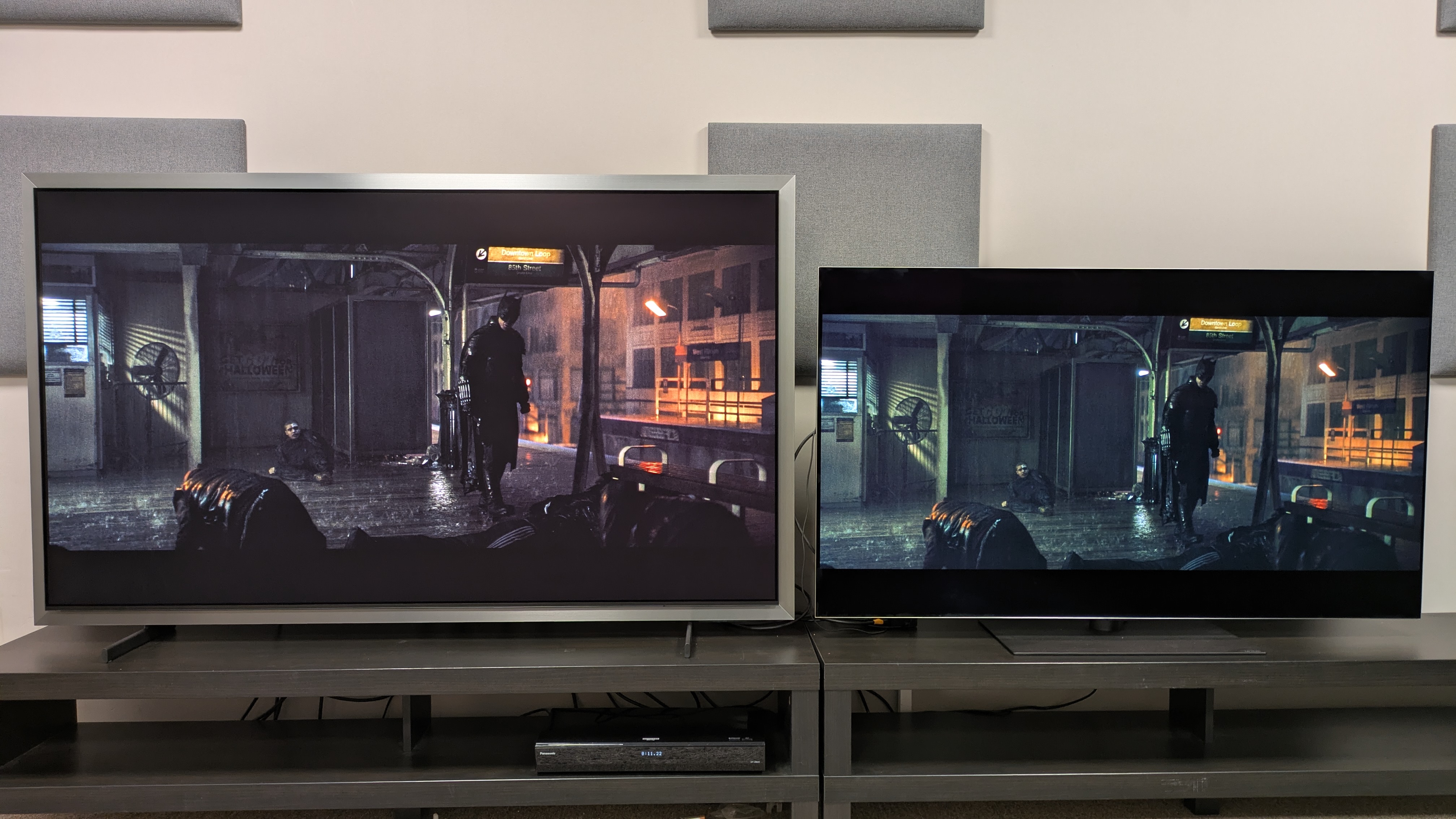 Samsung S99H (left) vs LG G6 (right) showing Batman on a subway from the Batman. Both TVs are set to movie mode and in bright conditions and here, the S99H shows the more accurate picture