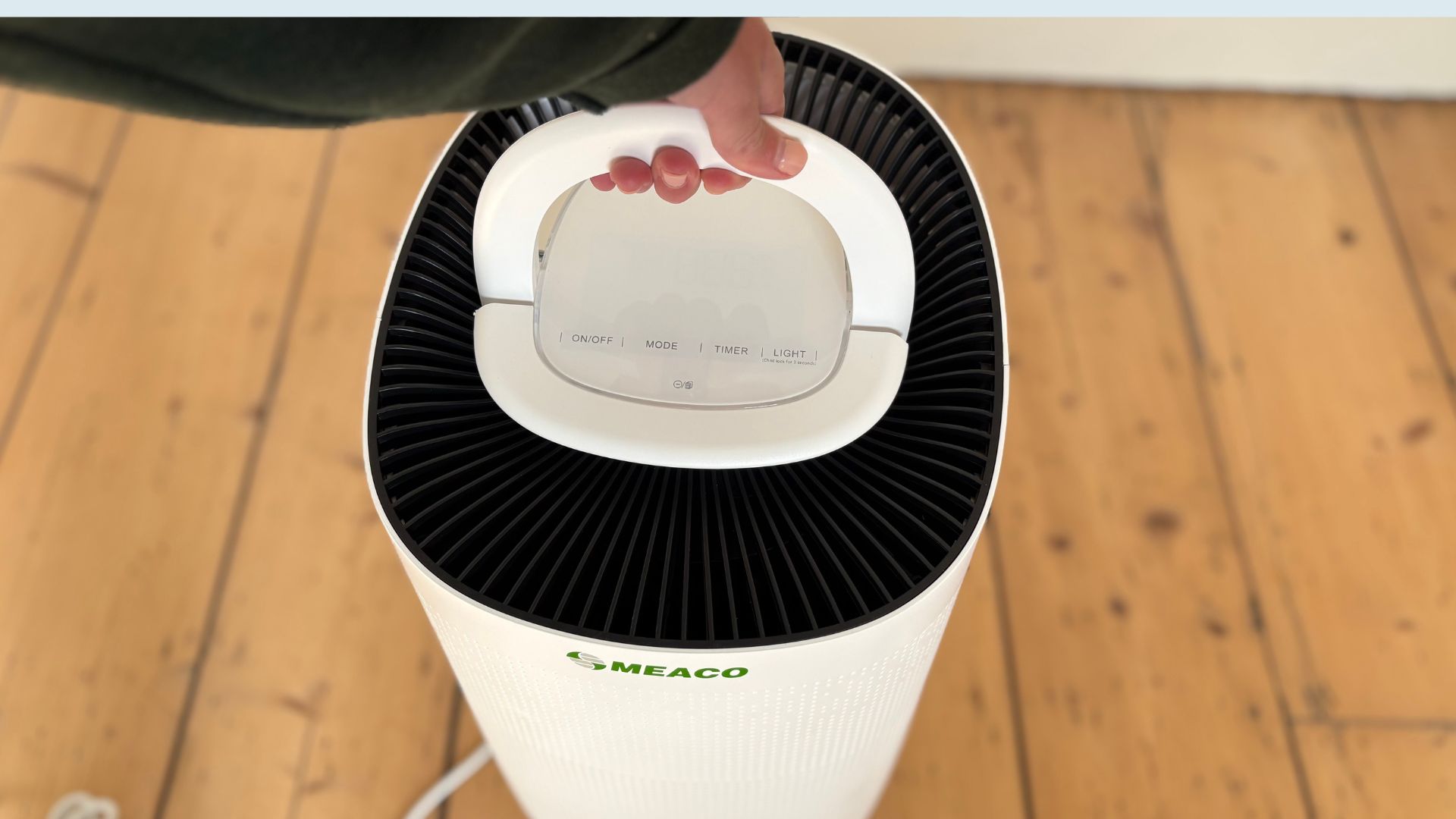Testing the MeacoClean CA-HEPA 47x5 Air Purifier
