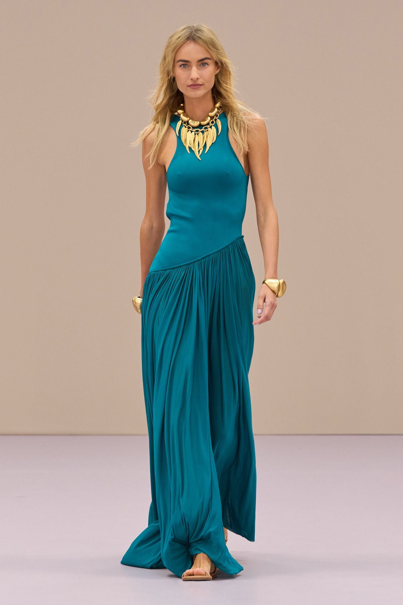 DRESS TRENDS 2026: ASYMMETRICAL WAISTS AT ZIMMERMANN