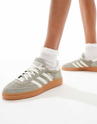 Adidas Originals Handball Spezial Trainers in Grey and White With Gum Sole