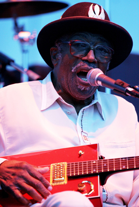 Bo Diddley, Guitar Pioneer, Dies At 79 