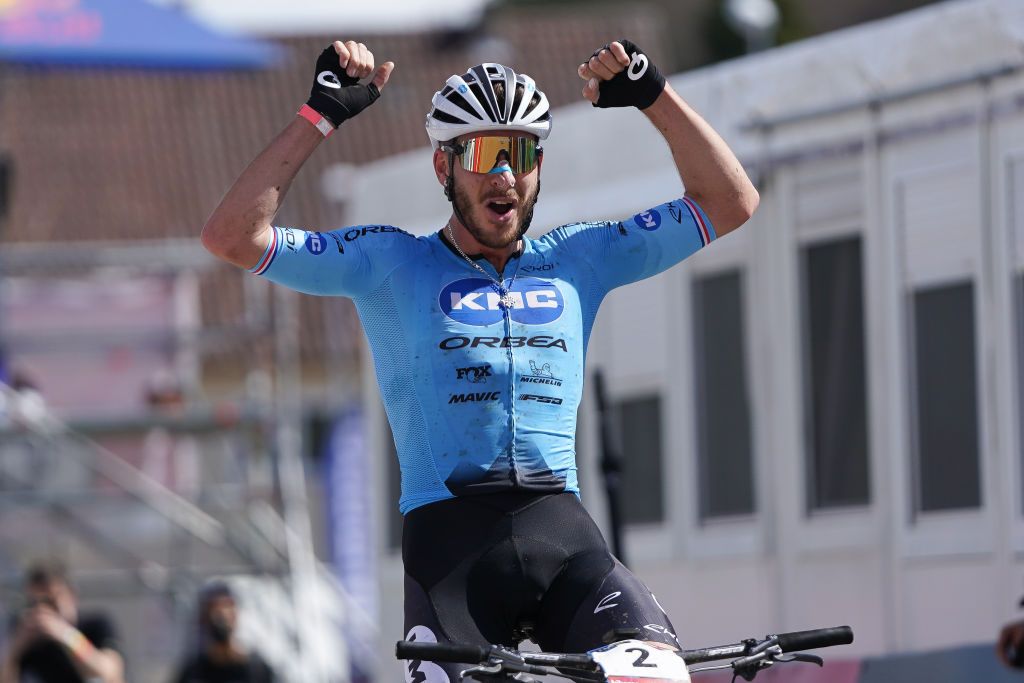 ALBSTADT GERMANY MAY 09 Victor Koretzky of France celebrates first place in CrossCountry Olympic Men Elite during the UCI Mountain Bike World Cup on May 09 2021 in Albstadt Germany Photo by Christian KasparBartkeGetty Images