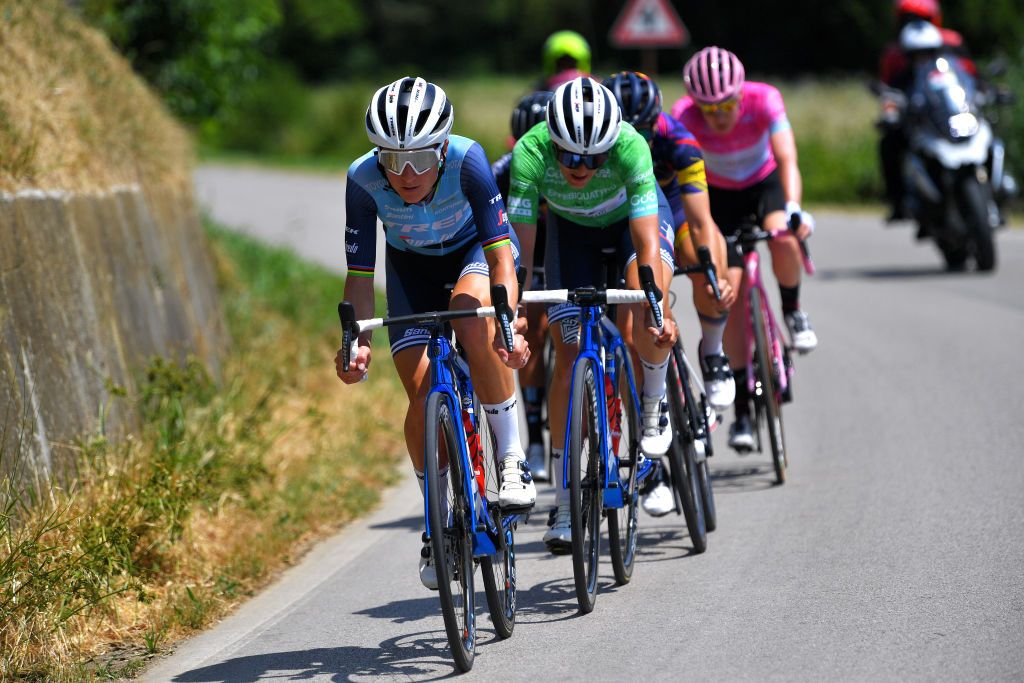CORMONS ITALY JULY 11 Elisabeth DeignanArmitstead of United Kingdom Lucinda Brand of Netherlands and Team Trek Segafredo Green Mountain Jersey in breakaway during the 32nd Giro dItalia Internazionale Femminile 2021 Stage 10 a 113km stage from Capriva del Friuli to Cormons GiroDonne UCIWWT on July 11 2021 in Cormons Italy Photo by Luc ClaessenGetty Images