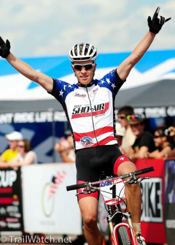 Max Plaxton (Sho-Air/Specialized) takes the victory in 2009