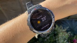 a photo of the weather screen on the amazfit t rex 2