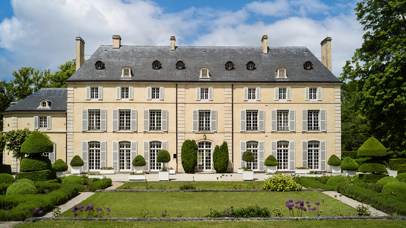 Stud-farm-Fresnay-le-Buffard-Engel-Volkers.jpg