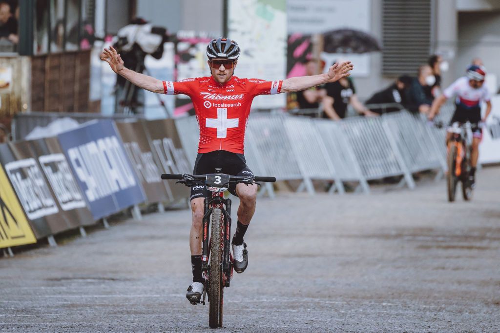 Mathias Flueckiger wins short track in Leogang World Cup