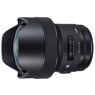 Sigma 14mm f/1.8 DG HSM ART lens product image on a white background