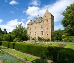 houses in scotlland