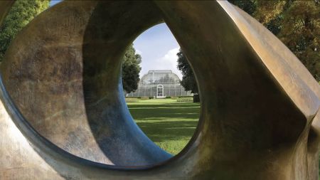 Henry Moore Sculpture at Kew Gardens. 