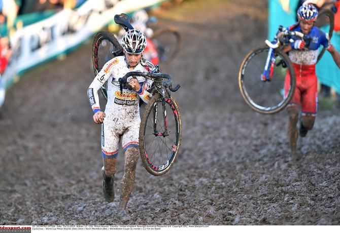 Pauwels wearing the World Cup leader's kit