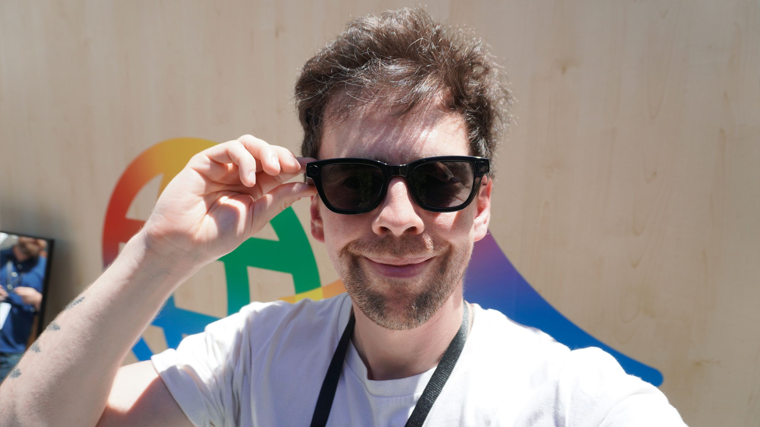 من “عینک هوشمند” گوگل را آزمایش کردم و عینک هوشمندی را یافتم که بتواند متا Ray-Ban را شکست دهد. من “عینک هوشمند” گوگل را آزمایش کردم و عینک هوشمندی را یافتم که بتواند متا Ray-Ban را شکست دهد.