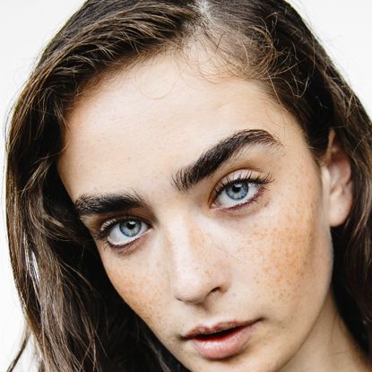 Face, Hair, Eyebrow, Lip, Hairstyle, Beauty, Forehead, Skin, Cheek, Nose,