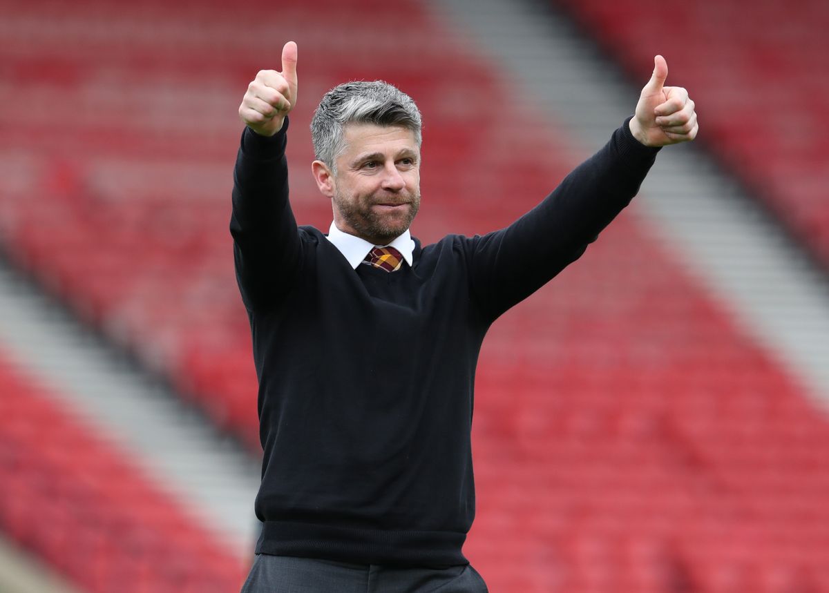 Motherwell grant Stephen Robinson permission to talk to Northern ...