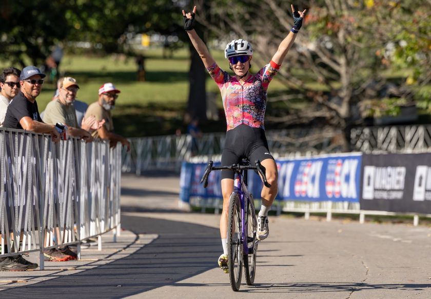 Maghalie Rochette (SRAM/Seeker) wins both days of Charm City CX in Baltimore, extending her USCX lead