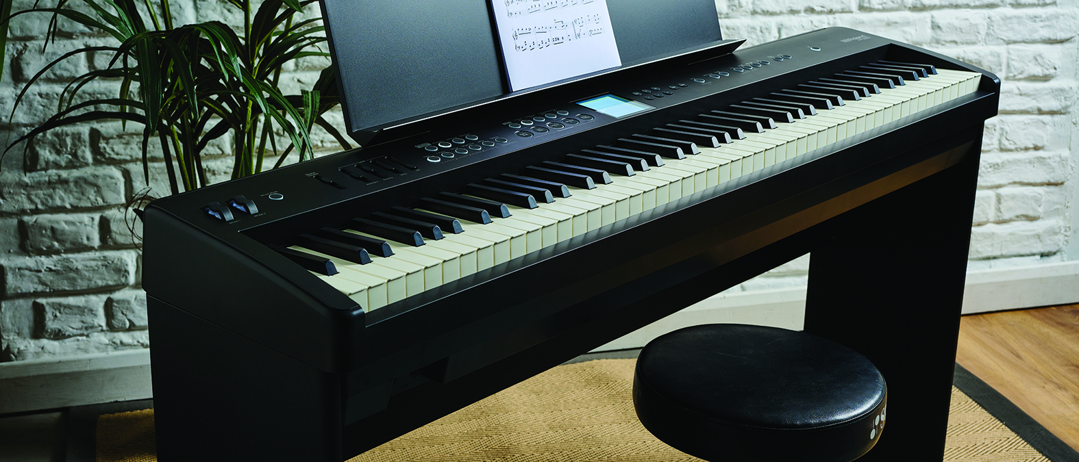 Roland FP-10 Digital Piano Review & Demo - SuperNATURAL Piano, Bluetooth  Audio, PHA-4 Action