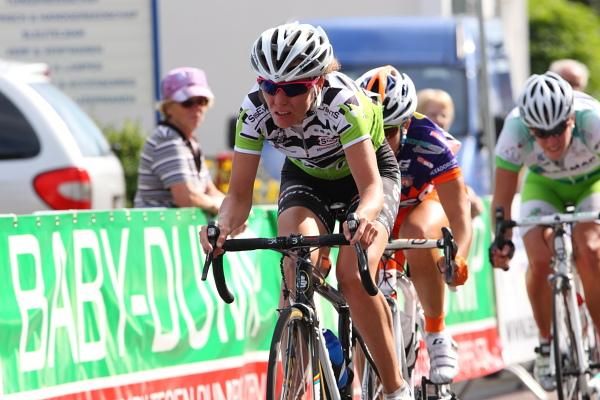 Still leading from the front, Martine Bras (Merida-Gauss) leads the break with seven kilometres left to race