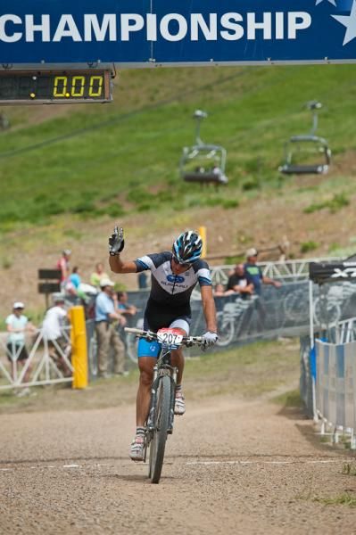 JHK gives a finish line salute.