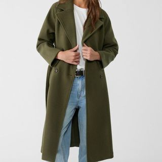 Khaki trench coat from Stradivarius 