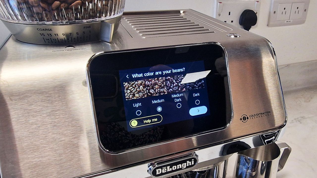 De'longhi la specialista touch first look