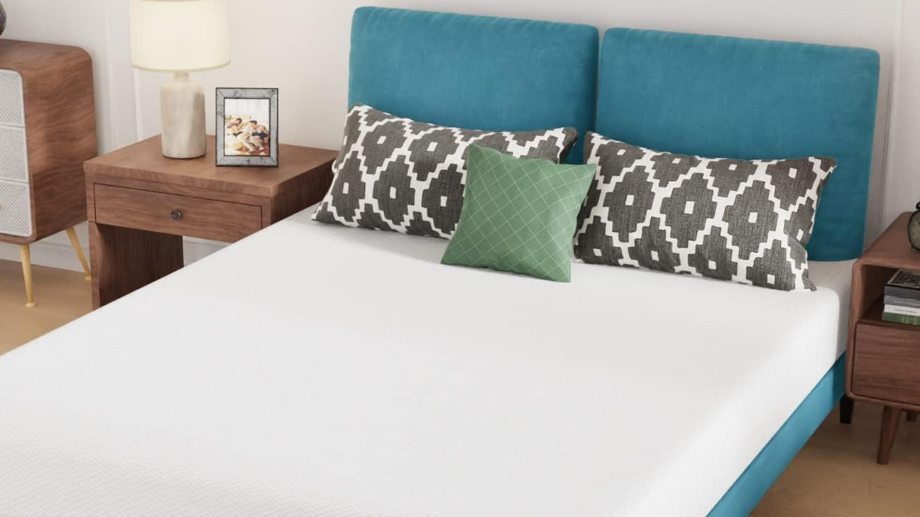 PayLessHere Gel Memory Foam Mattress lifestyle shot 2/3