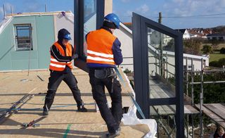 Hanse Haus builders positioning glazing