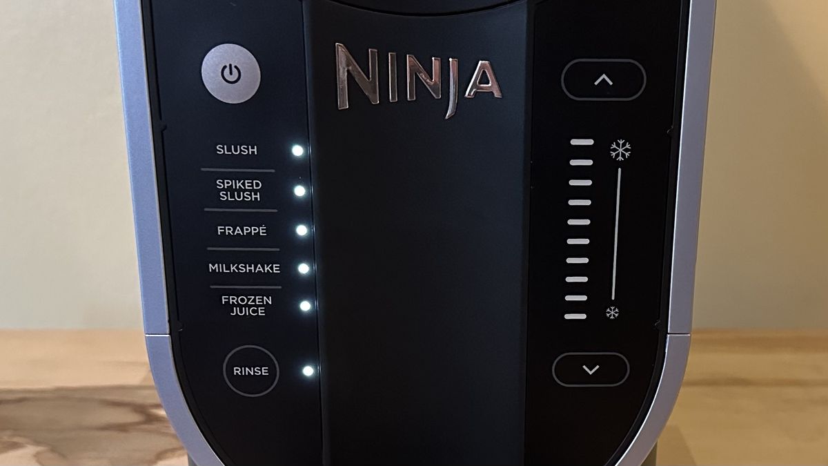 Ninja Slushi machine control panel