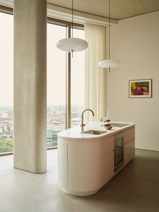Kitchen island with view over london