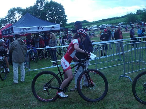 Lea Davison (Specialized) rolls to the line on her brand new Fate bicycle, launched this weekend.
