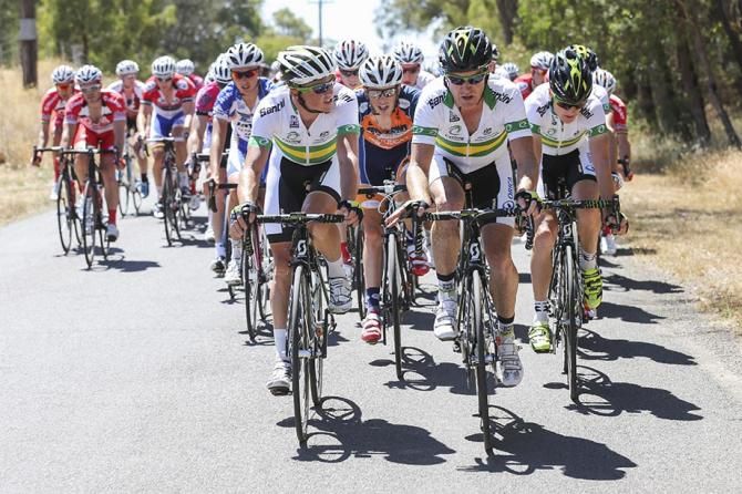 O'Grady and Gerrans on front talking tactics.