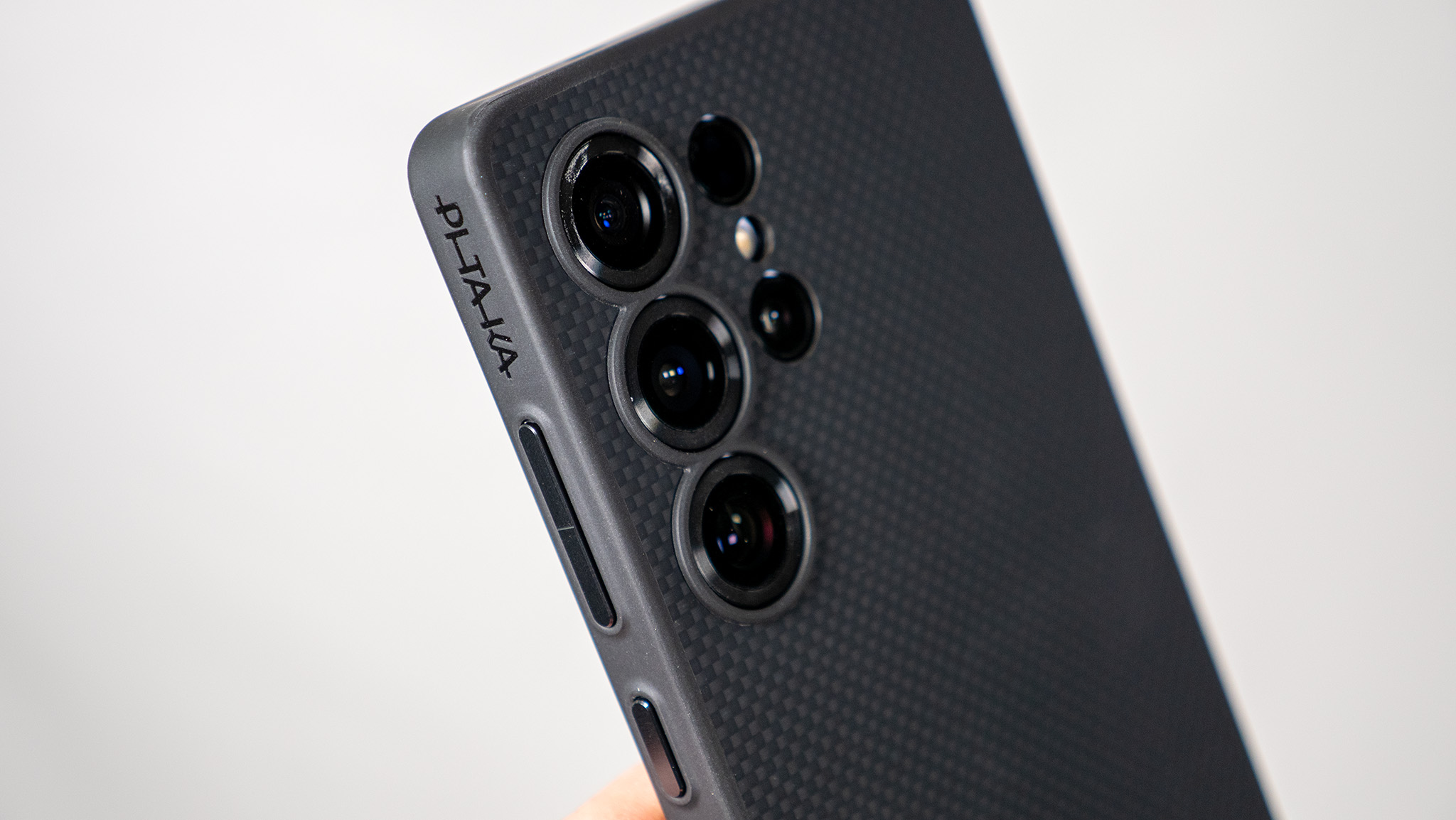 The black and gray Pitaka PinButton case for the Samsung Galaxy S25 Ultra