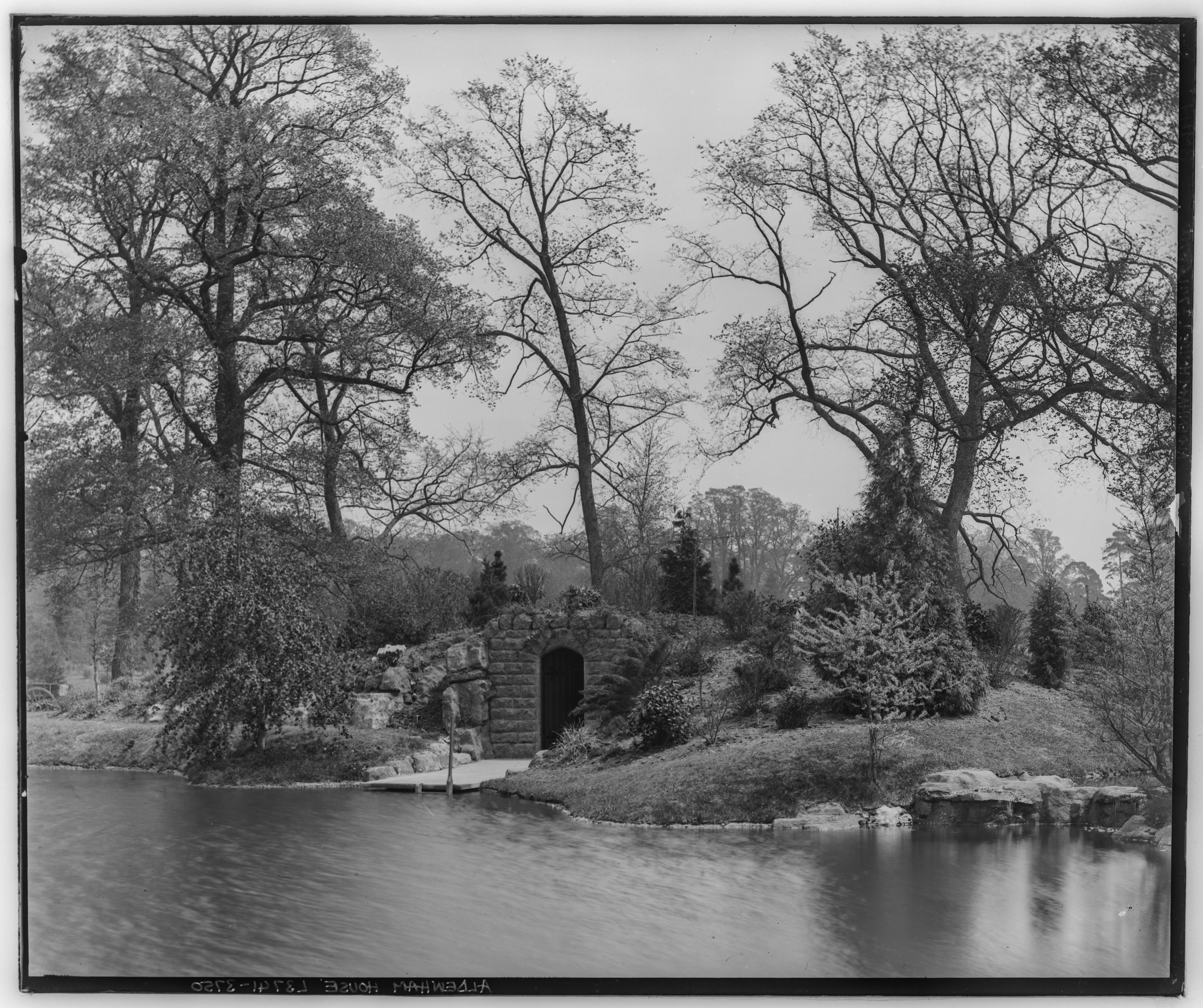 Aldenham House pool