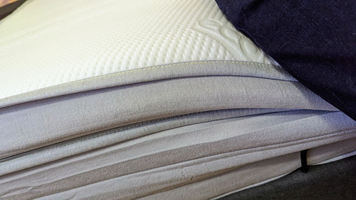 Ecosa Pure mattress edge support sitting