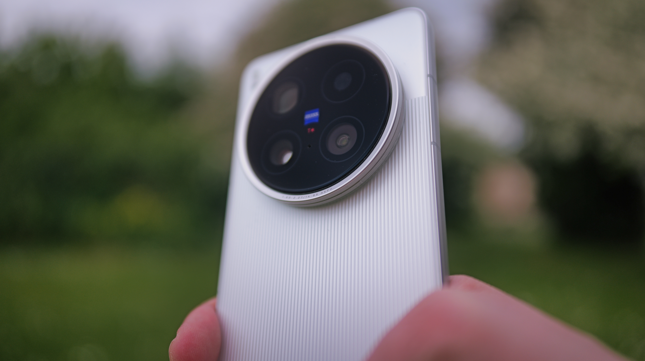 The Vivo X200 Ultra being tested