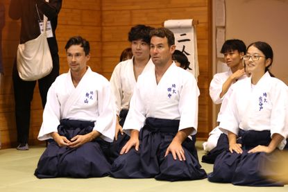 Primož Roglič and Mark Cavendish try out aikido ahead of the 2024 Saitama Criterium