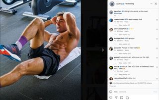 Zac Efron Instagram Bombas Abs post