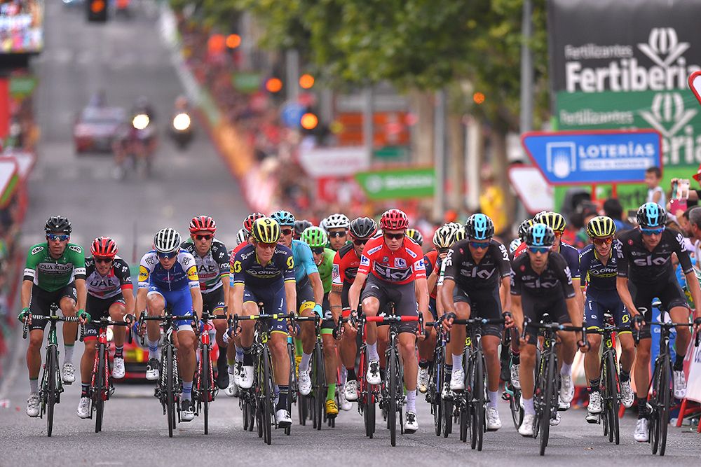 The red jersey group nears the line during stage 7 at the Vuelta