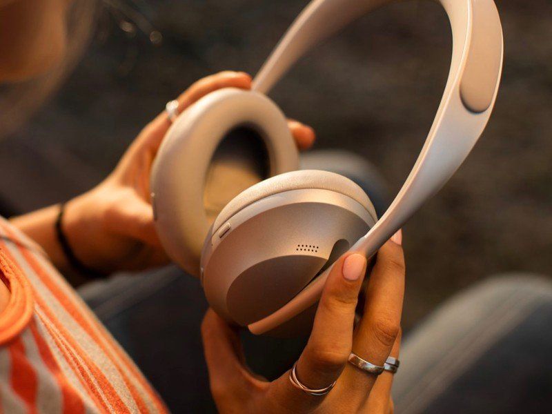 Bose Noise Canceling Headphones 700