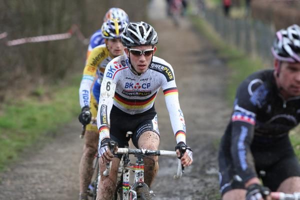 Philipp Walsleben (BKCP-Powerplus) looking comfortable on the front.