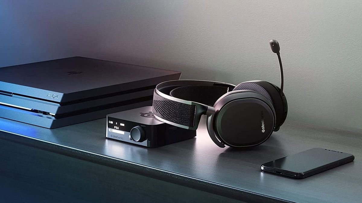SteelSeries Arctis Pro Wireless headset 