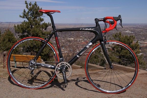 The Isaac Sonic offers off-the-charts frame rigidity that should satisfy the most discerning riders
