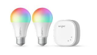 Sengled light bulbs alongside smart hub