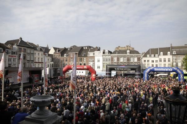 The scene of the start