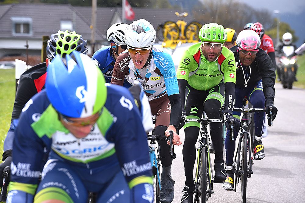Romain Bardet (Ag2r-La Mondiale) in the break.